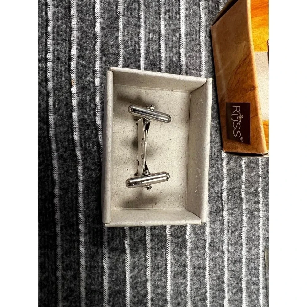 Russ Berrie Executive Suite Pewter Jumping Fish Cufflinks Vintage Fishing‎ Gift